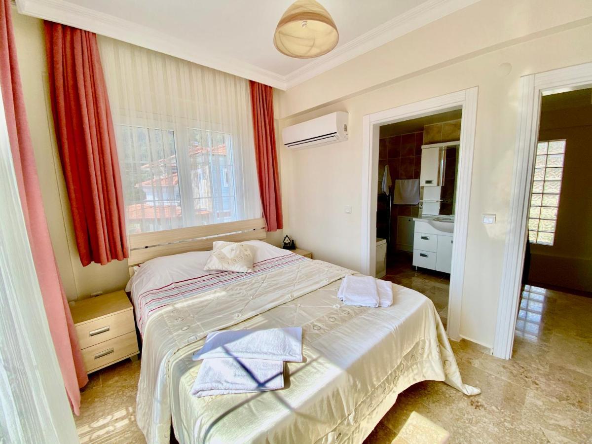 Spacious 4 Bedroom Villa With 100M2 Private Pool And Unlimited Wifi Fethiye *