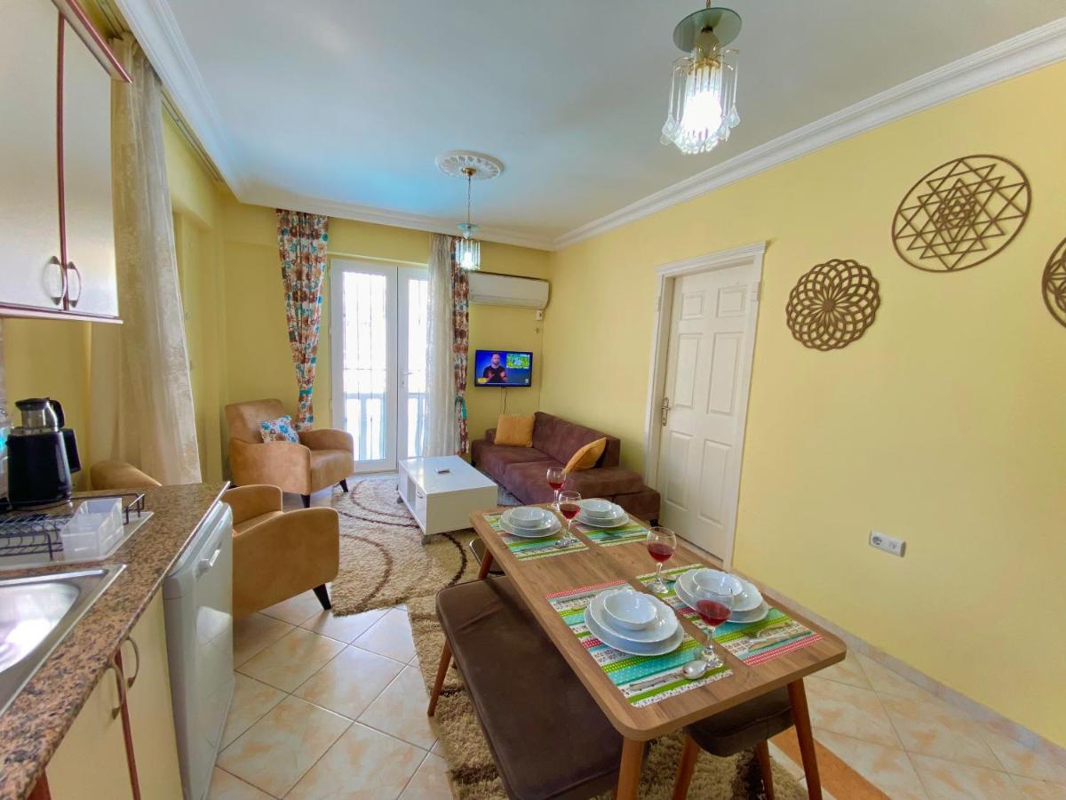 Apartment Fethiye'de Sahil Ve Sehirici Birarada...