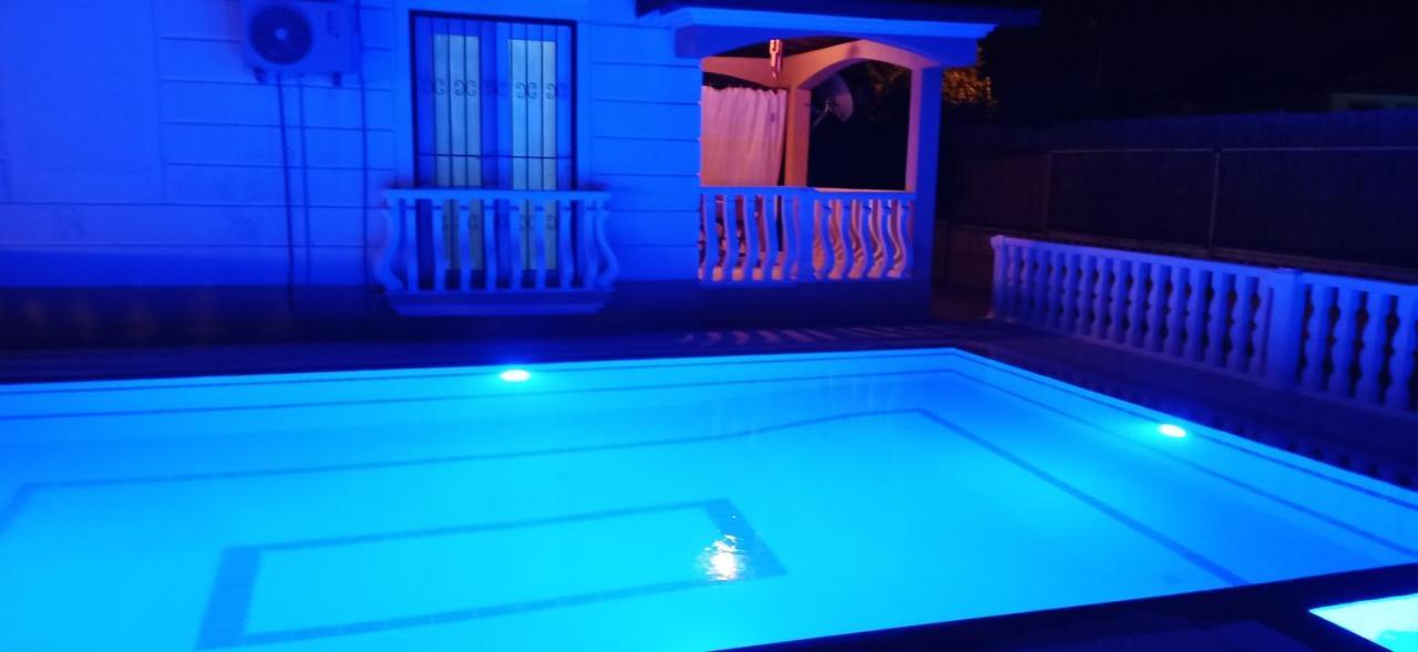 Apartment Fethiye'de Sahil Ve Sehirici Birarada...
