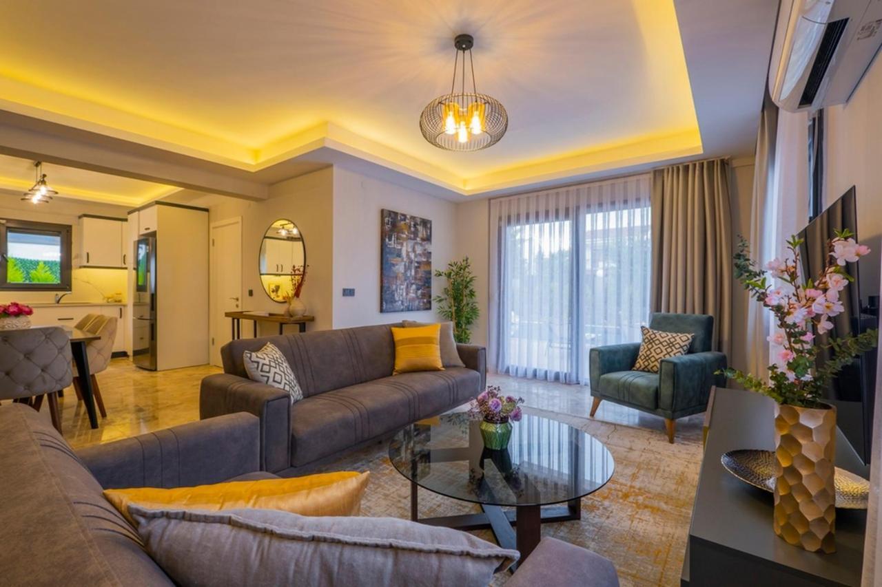 Fethiyede Denize Yakin Super Luks Villa