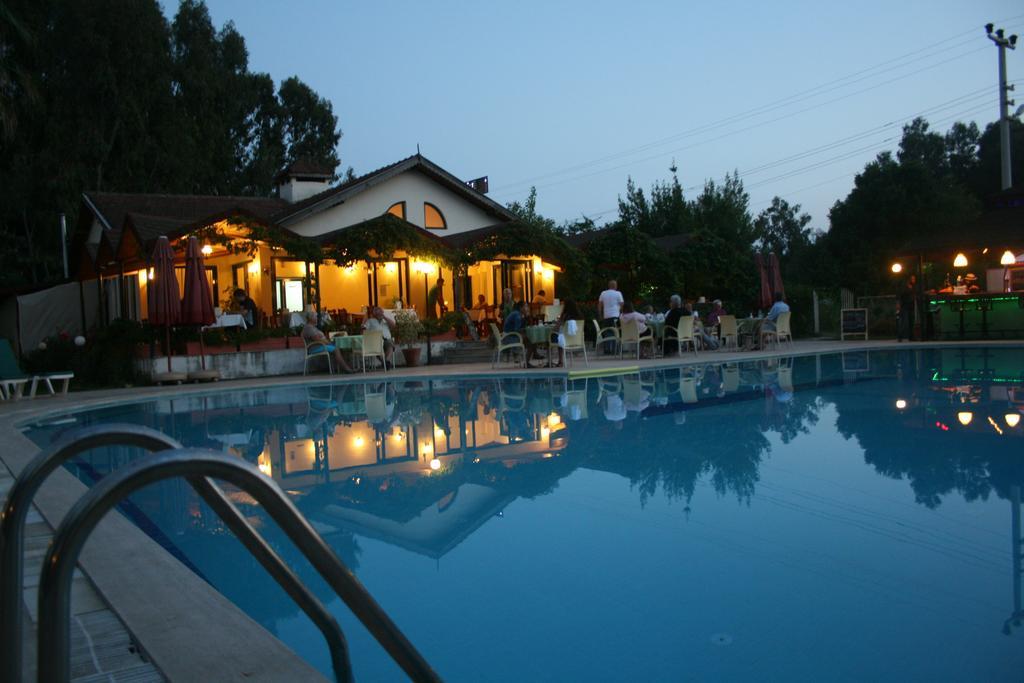 Hotel Bezay 2*