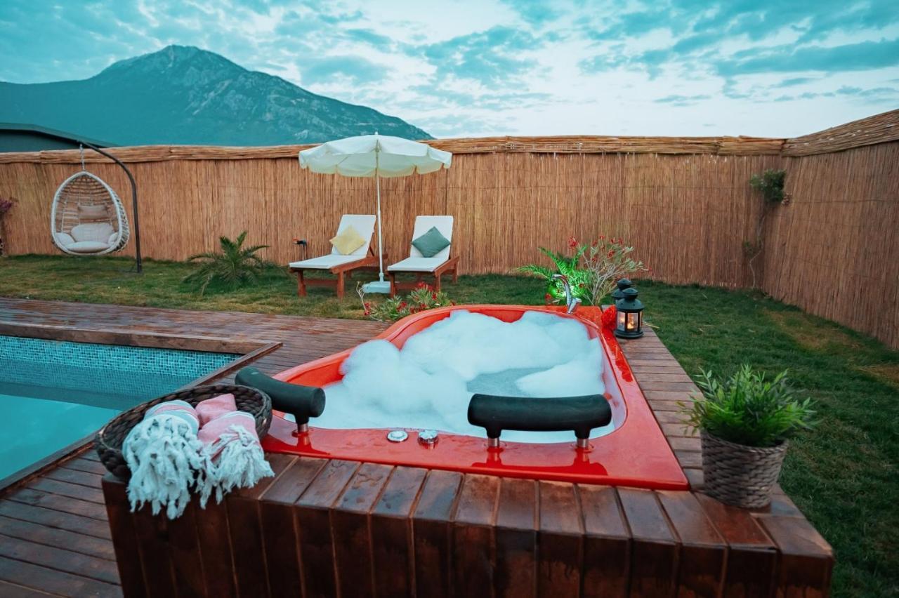 Villa Heaven Resort Hisaroenue *