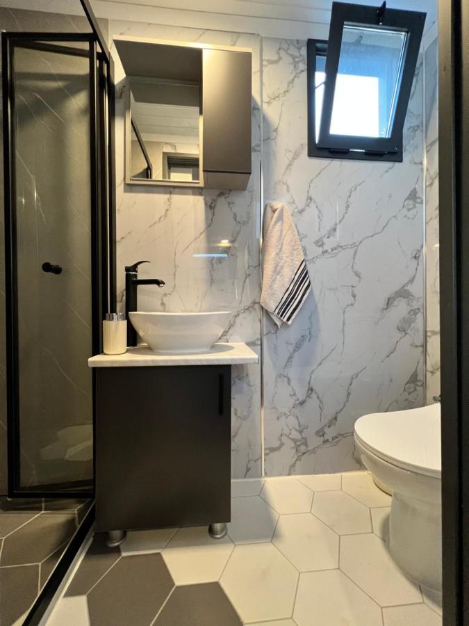 Apartment Calis Tiny House