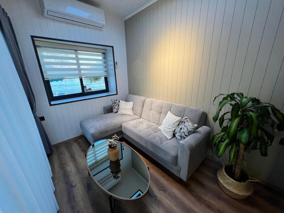 Apartment Calis Tiny House *