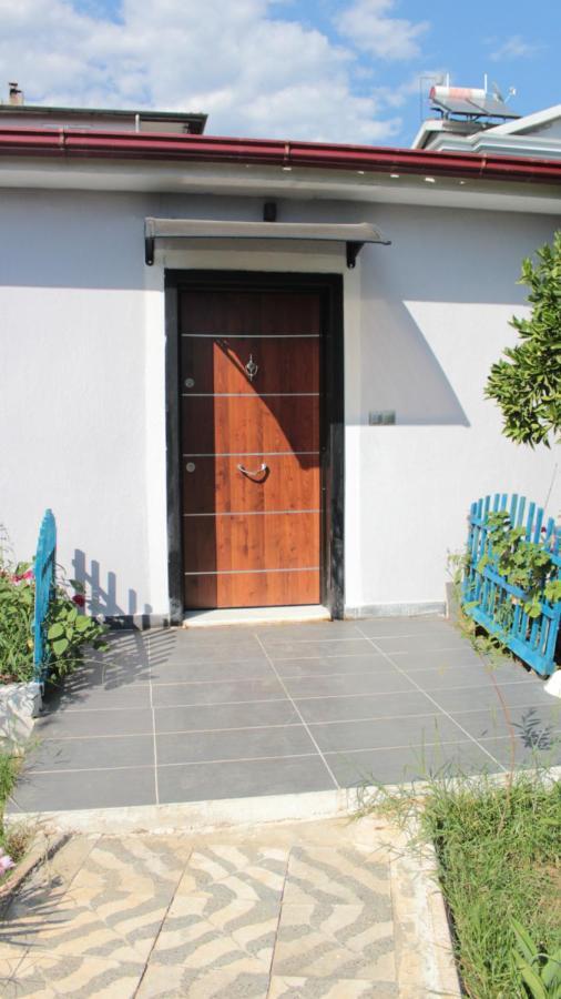 Aloanda House
