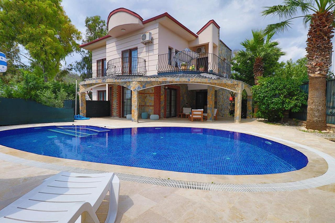 Villa Simba - Near Calis Beach With Garden & Pool * Fethiye