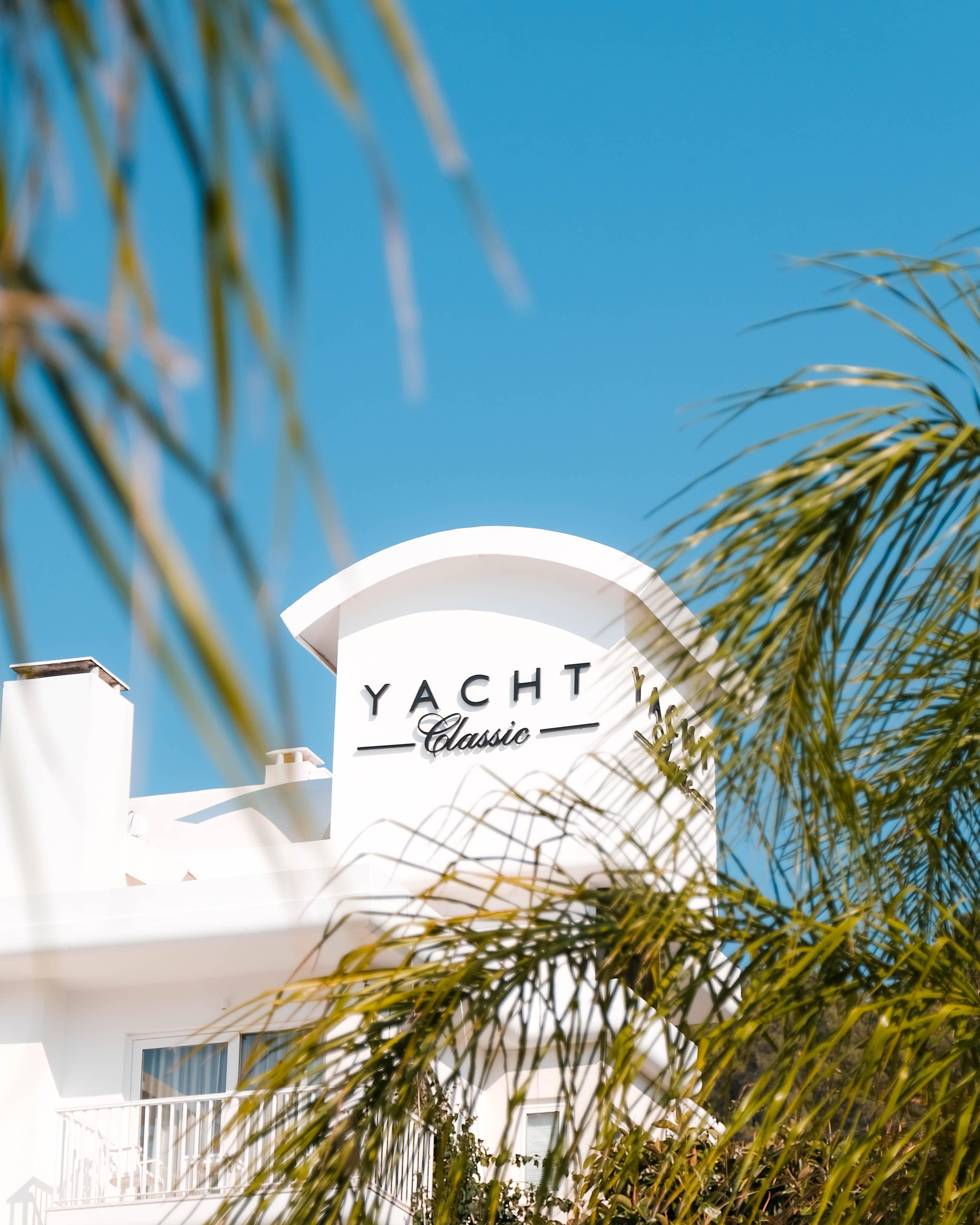 Yacht Classic - Boutique Class