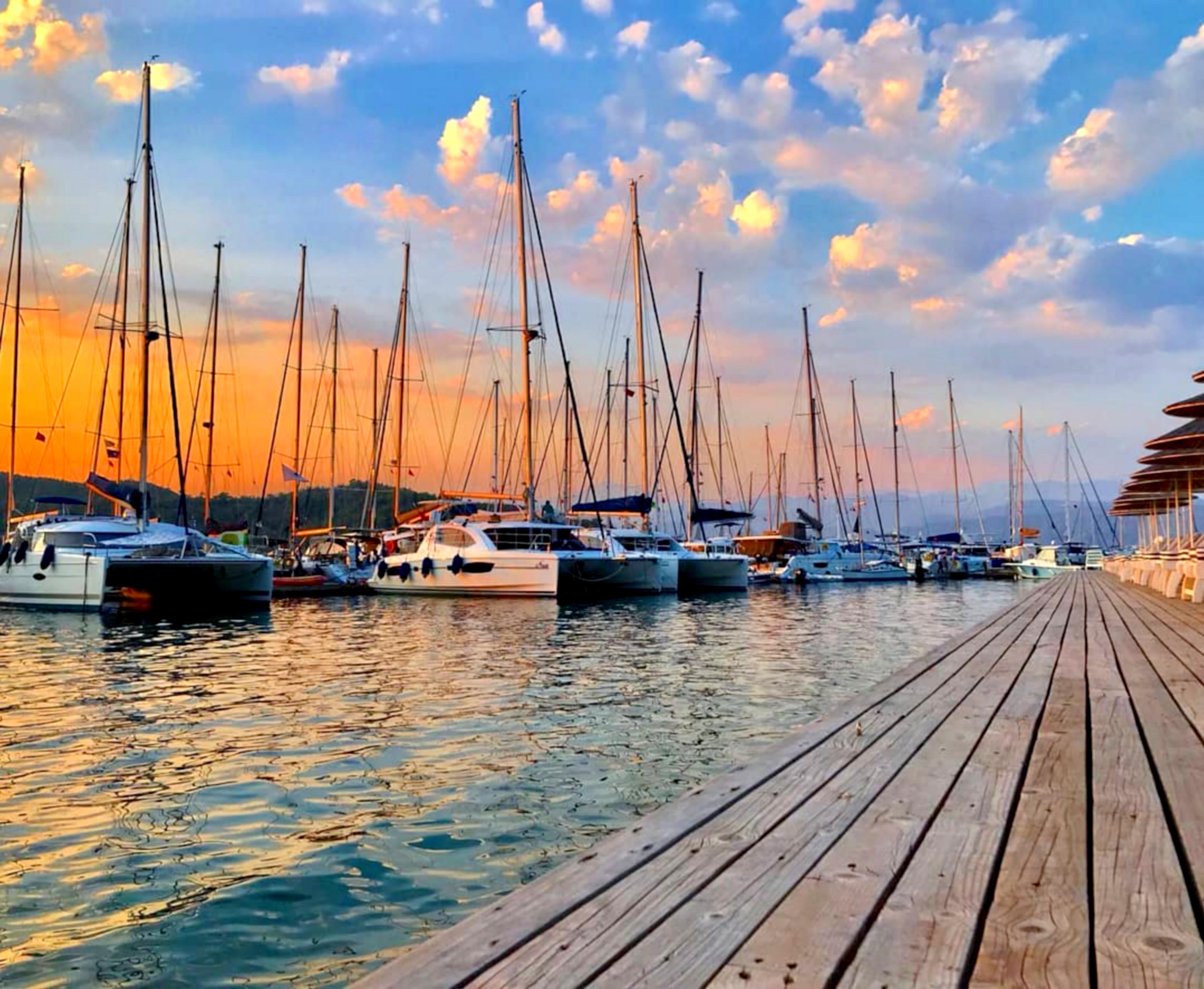 Otel Yacht Classic - Boutique Class 4*