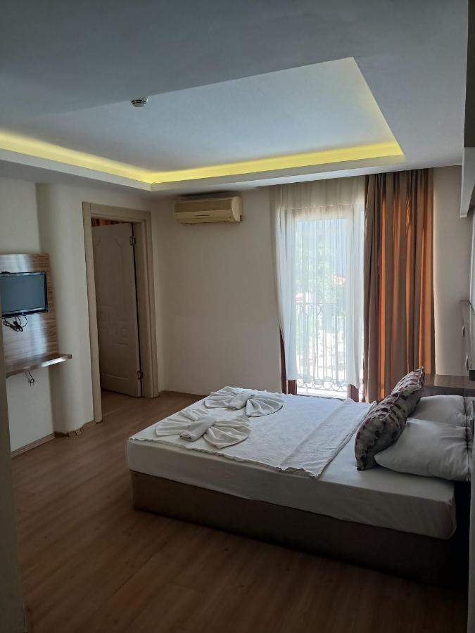 Hotel Barlas *