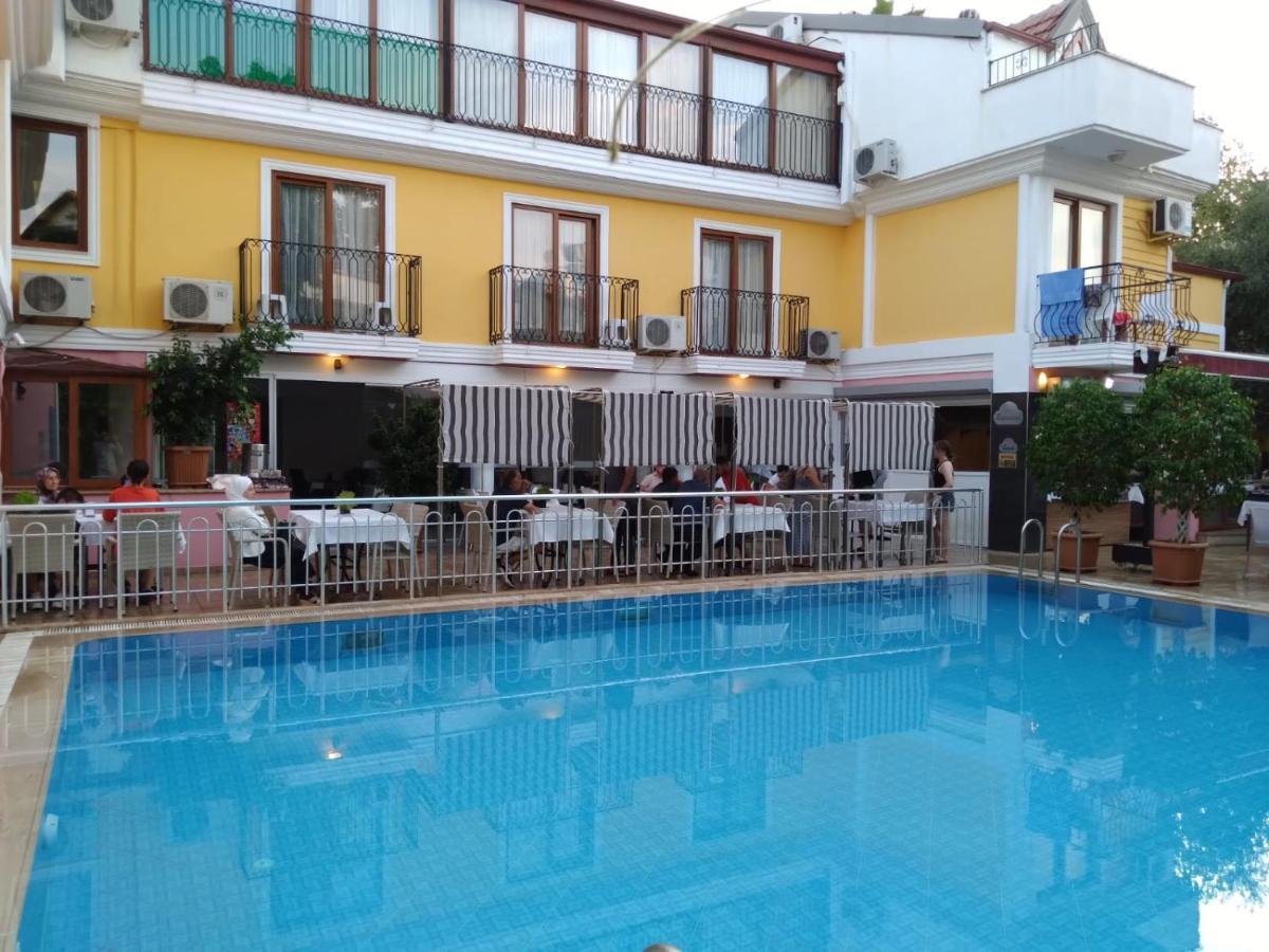 Hotel Barlas *