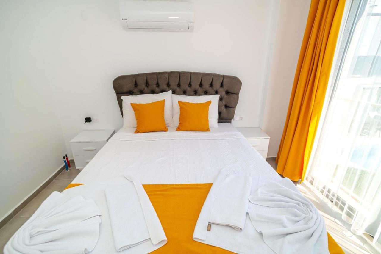 Villa Hisaroenue'de 4 Yatak Odali Villa-villa Bahama