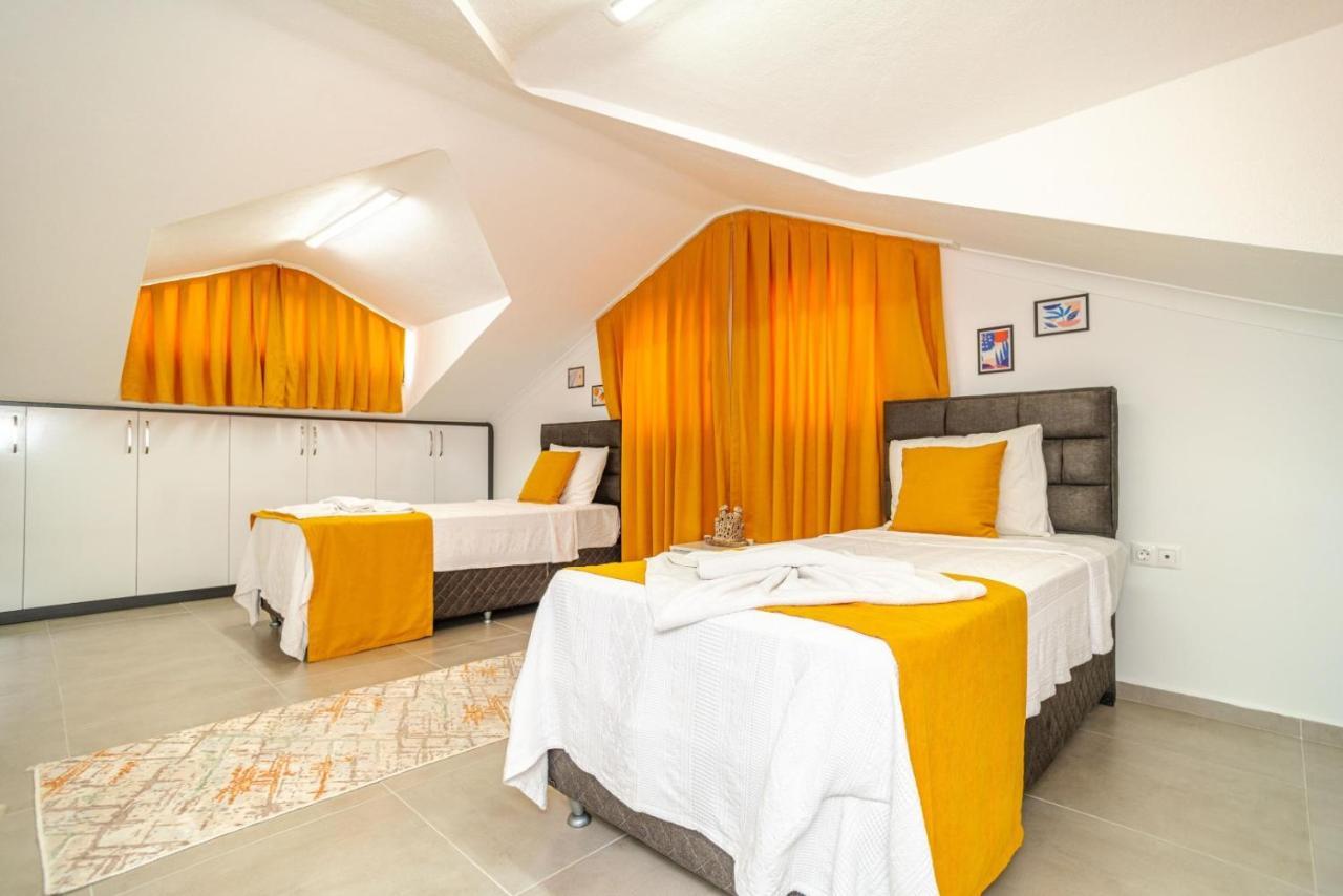 Villa Hisaroenue'de 4 Yatak Odali Villa-villa Bahama Fethiye