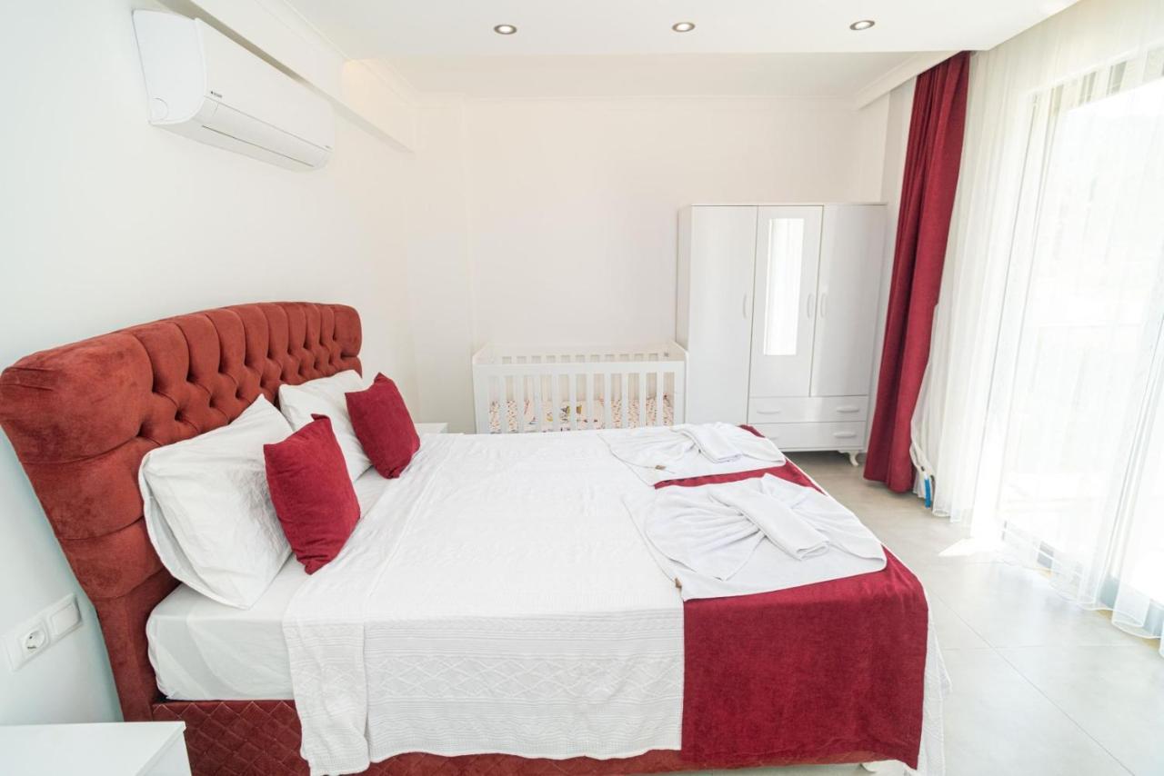 Hisaroenue'de 4 Yatak Odali Villa-villa Bahama Villa Fethiye