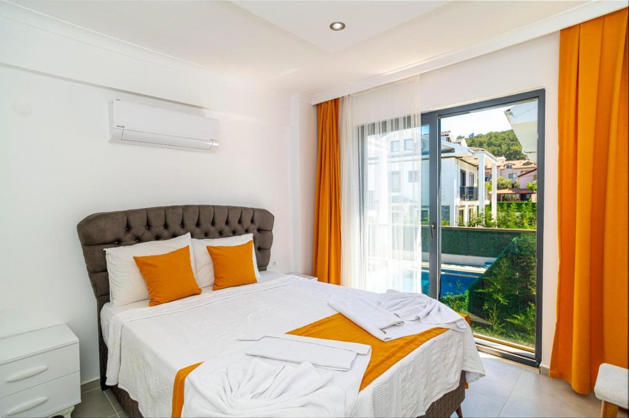 Hisaroenue'de 4 Yatak Odali Villa-villa Bahama Villa *