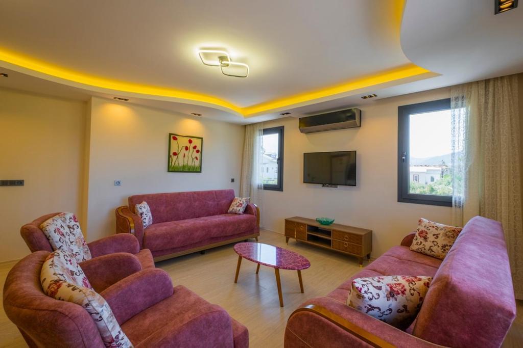 Havuzlu Sitede Luks Tatil Evi - Zeybek Apart 2 Apartment