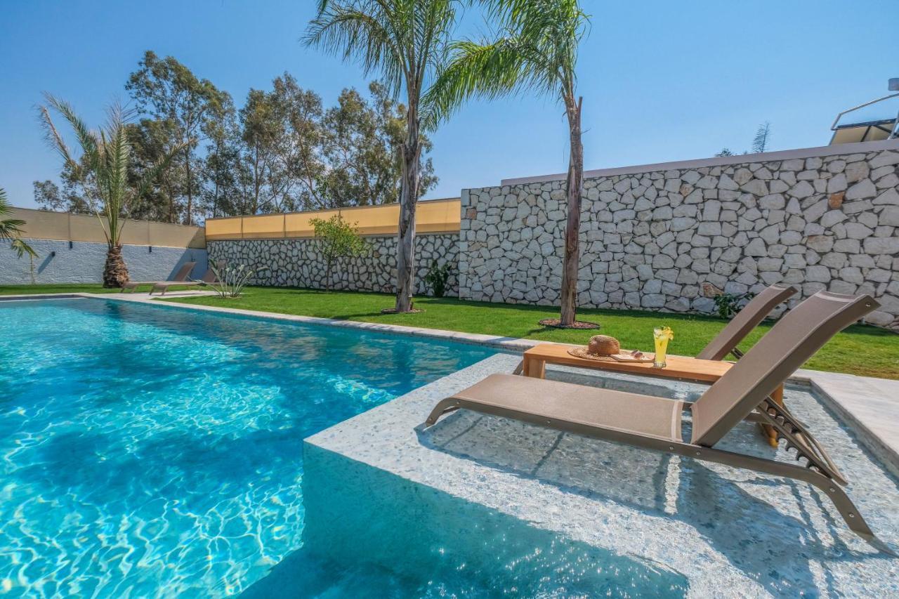 Viohouses - Luxury Private Pool Villa *