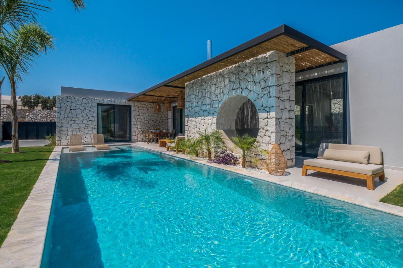 Villa Viohouses - Luxury Private Pool