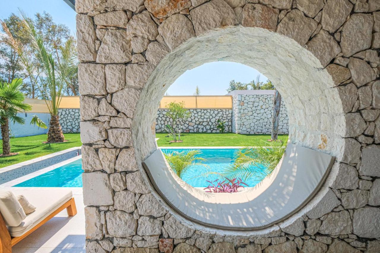 Viohouses - Luxury Private Pool Villa