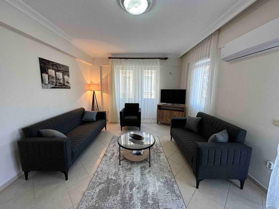 Apartment Honey *
