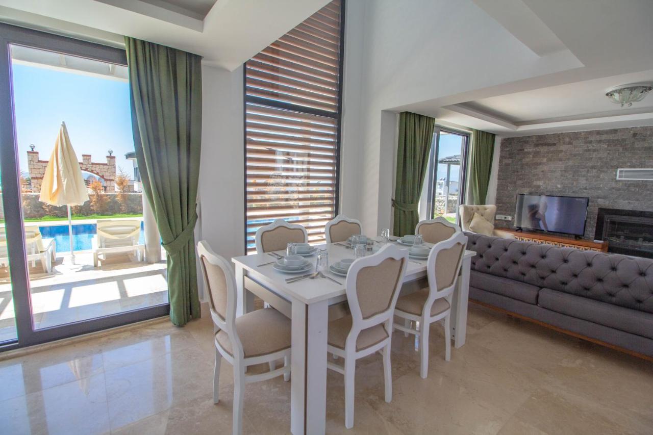 Onno Villa, Oezel Havuzlu, Villa *