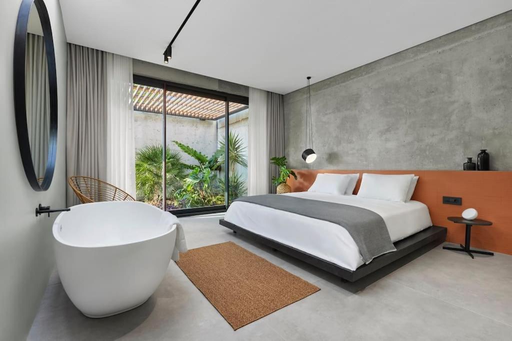 The Grey Houses - Dark Grey Villa Fethiye