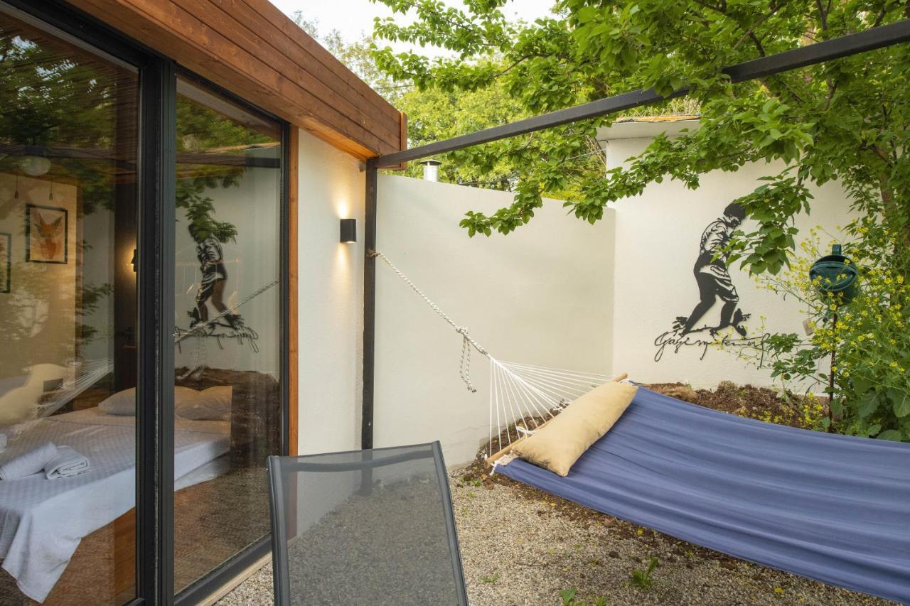 Nomade Caravan Camping *