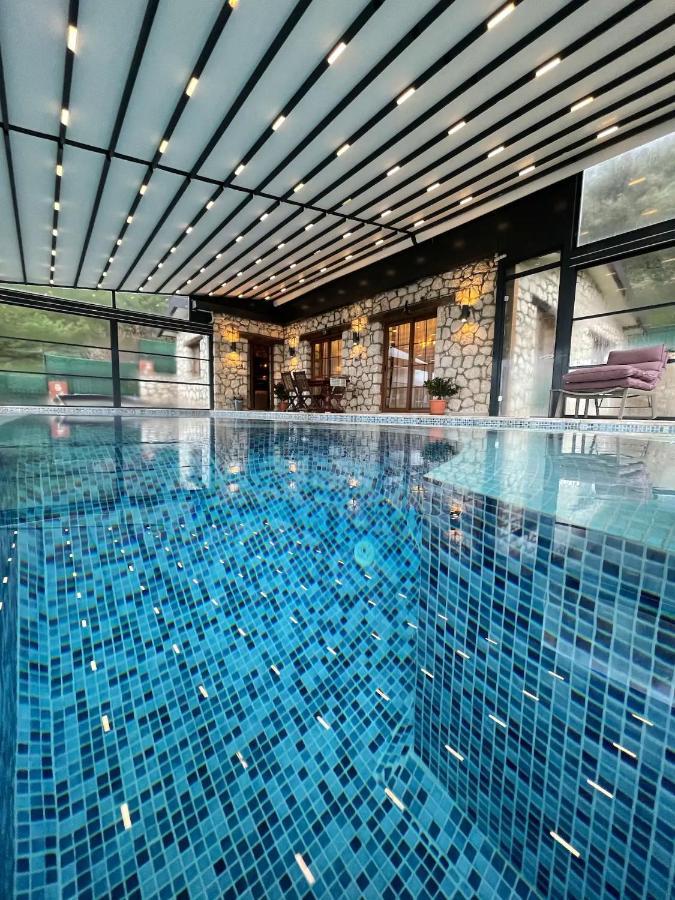 Kalabantia House Villa *