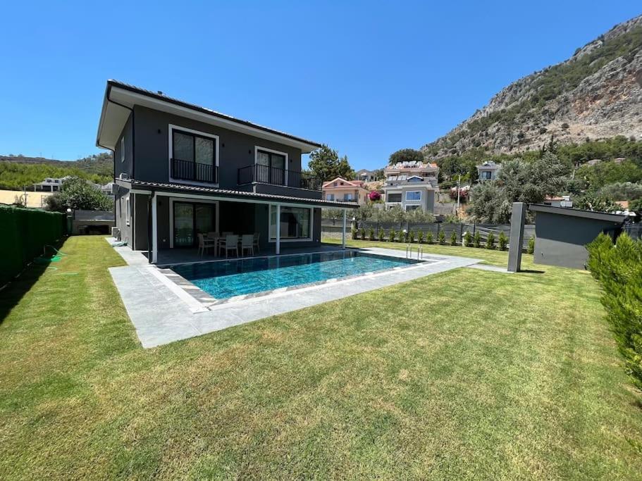 Gocekte 4+1 Havuzlu Luks Villa, Gocek Villa *
