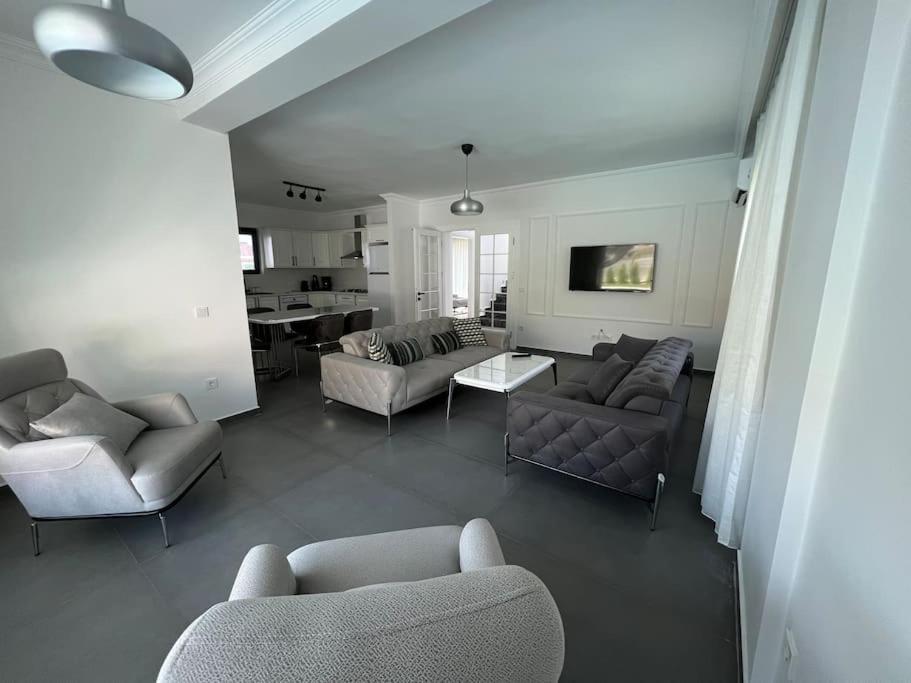 Gocekte 4+1 Havuzlu Luks Villa, Gocek Villa *