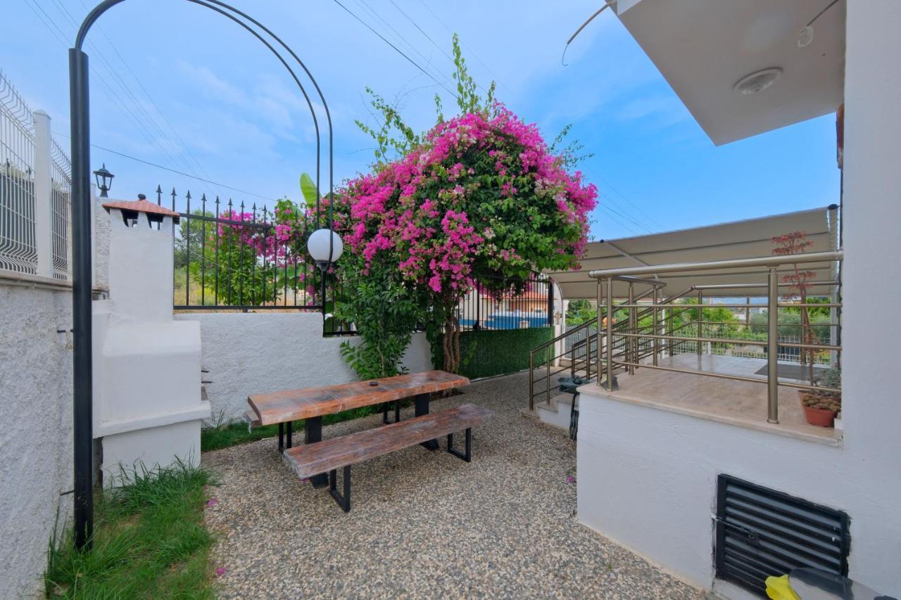 Villa Merkezi Dogayla Ic Ice 4+2 White