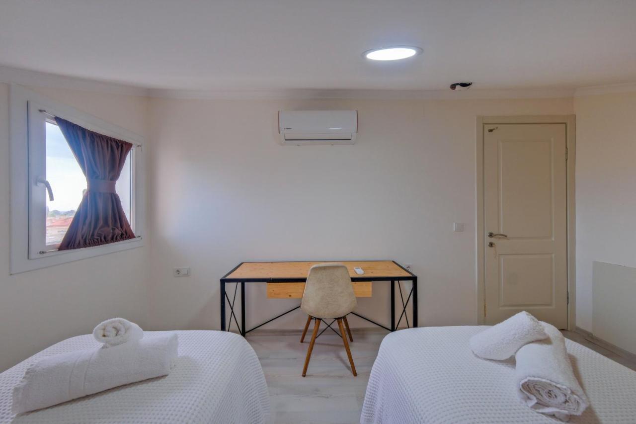 Merkezi Dogayla Ic Ice 4+2 White Villa Fethiye