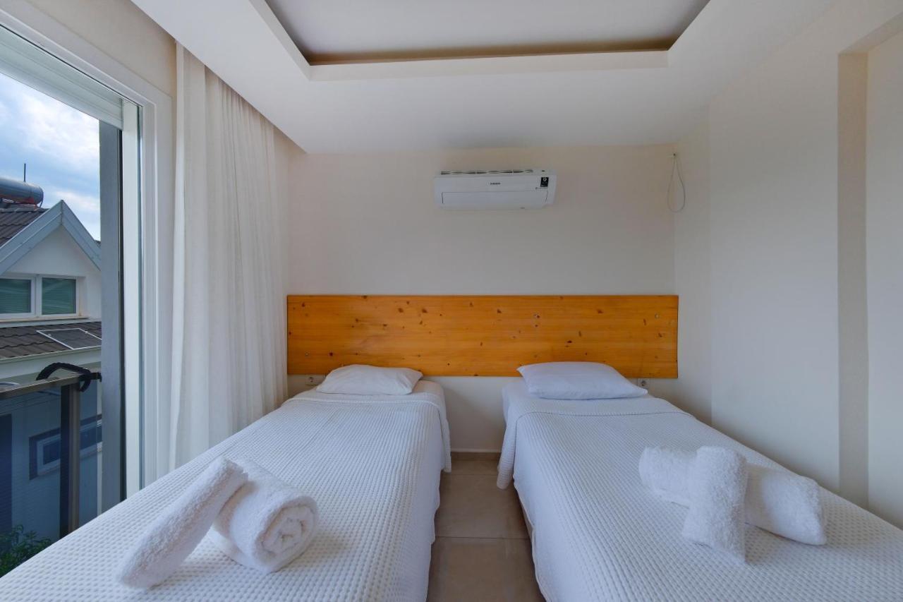 Villa Merkezi Dogayla Ic Ice 4+2 White Fethiye