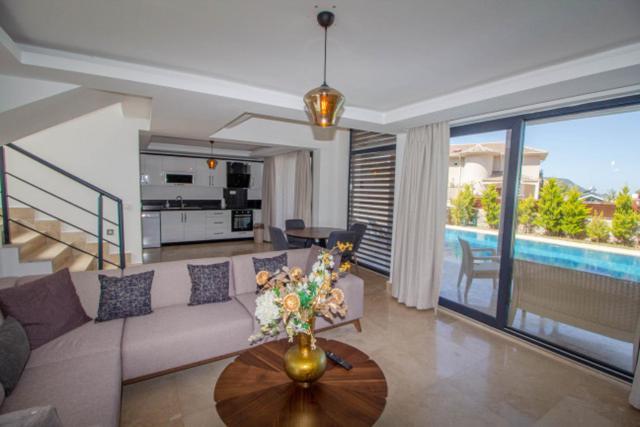Onno Villa, Oezel Havuzlu, Villa Fethiye