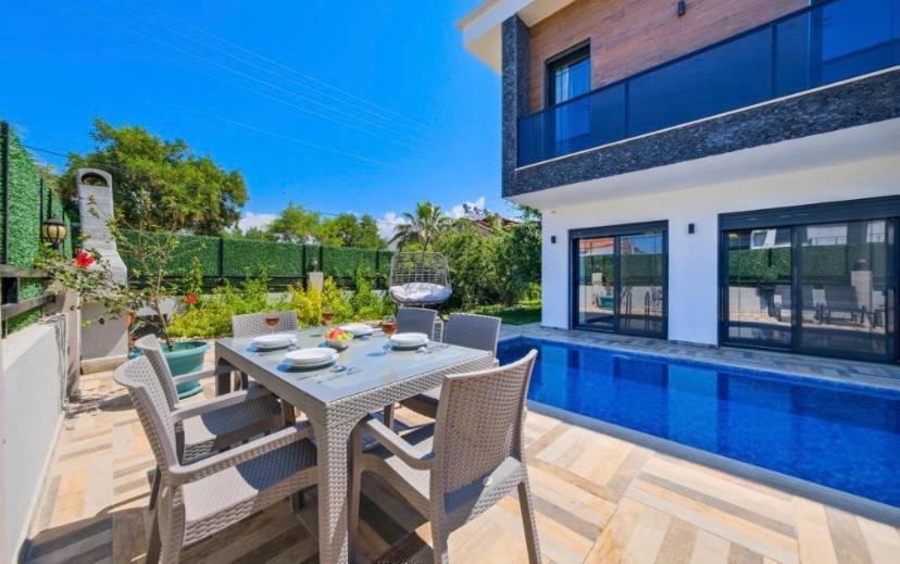 Melek Villa *