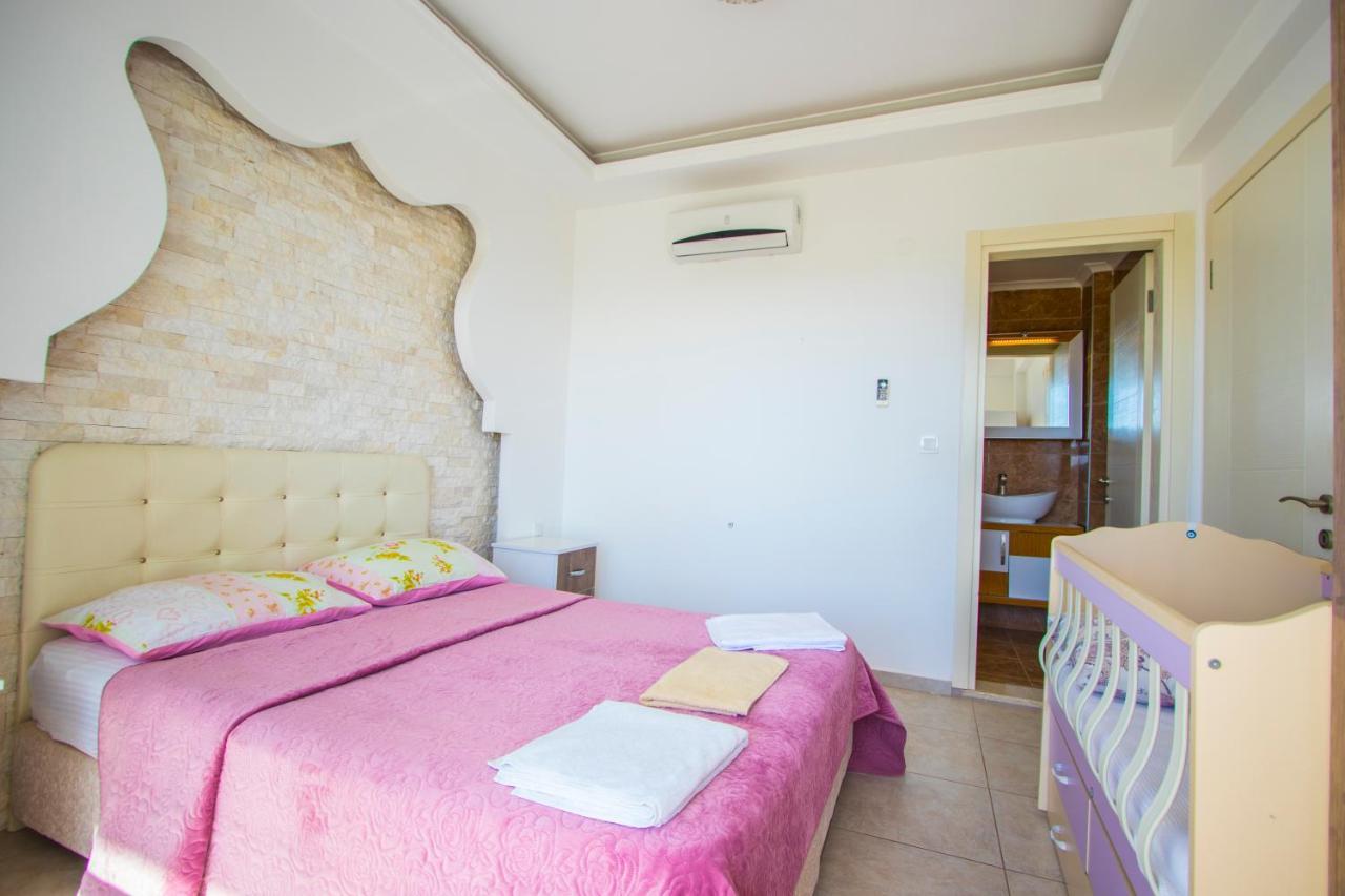 Villa Hisarpark B Villa, Oezel Havuzlu,