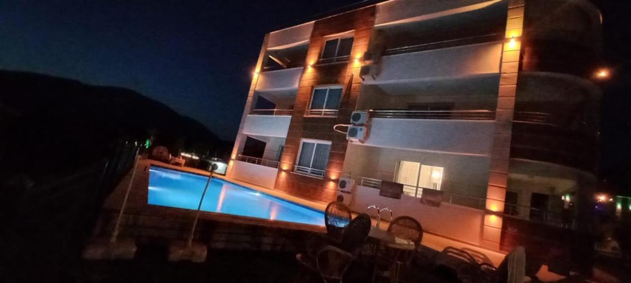 Apartment Azize 6