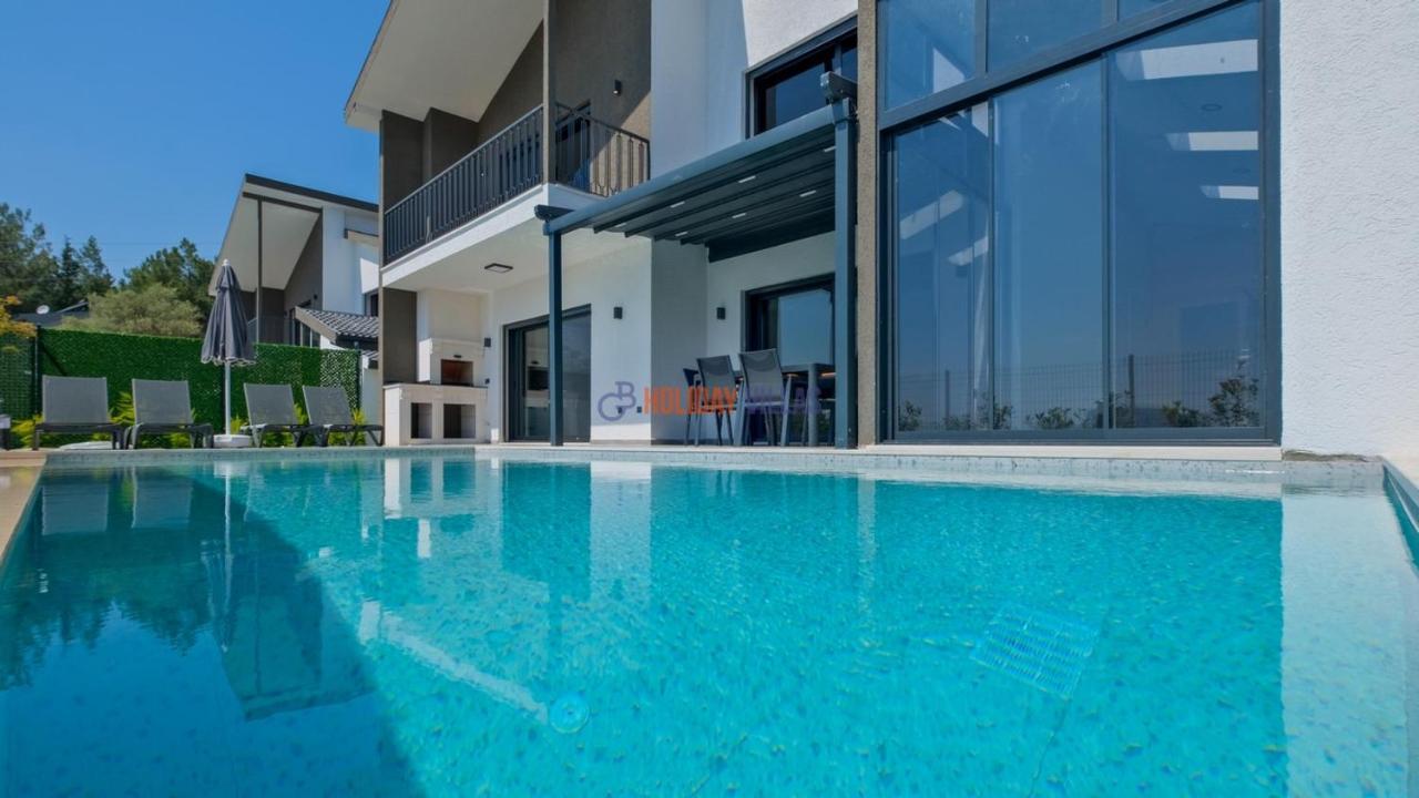 Ladin Villa