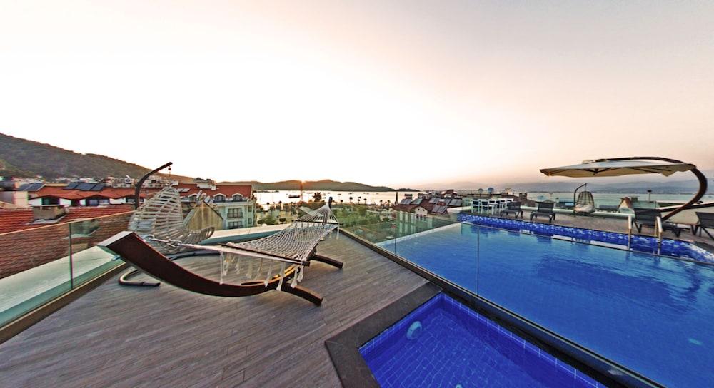 Otel Mara Business