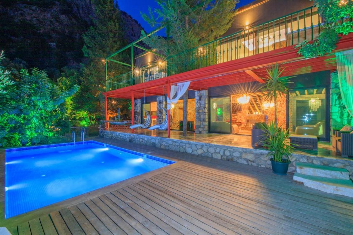 Villa Kidrak Premium