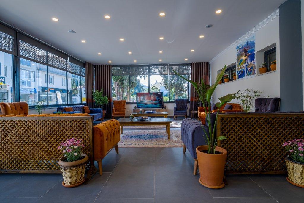 Aparthotel Tanrise