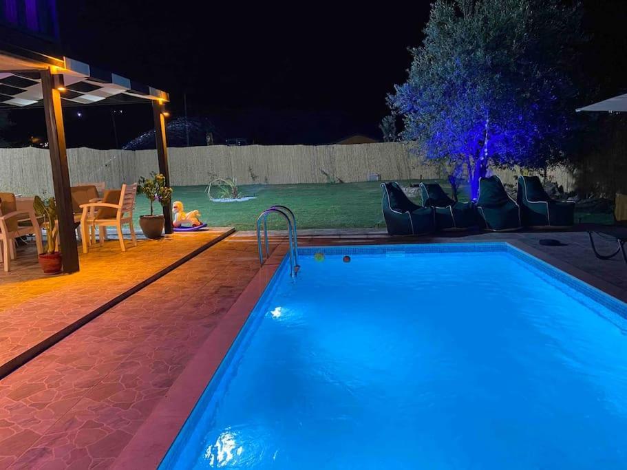 Aslan Denize Yakin Merkeze Yakin Villa