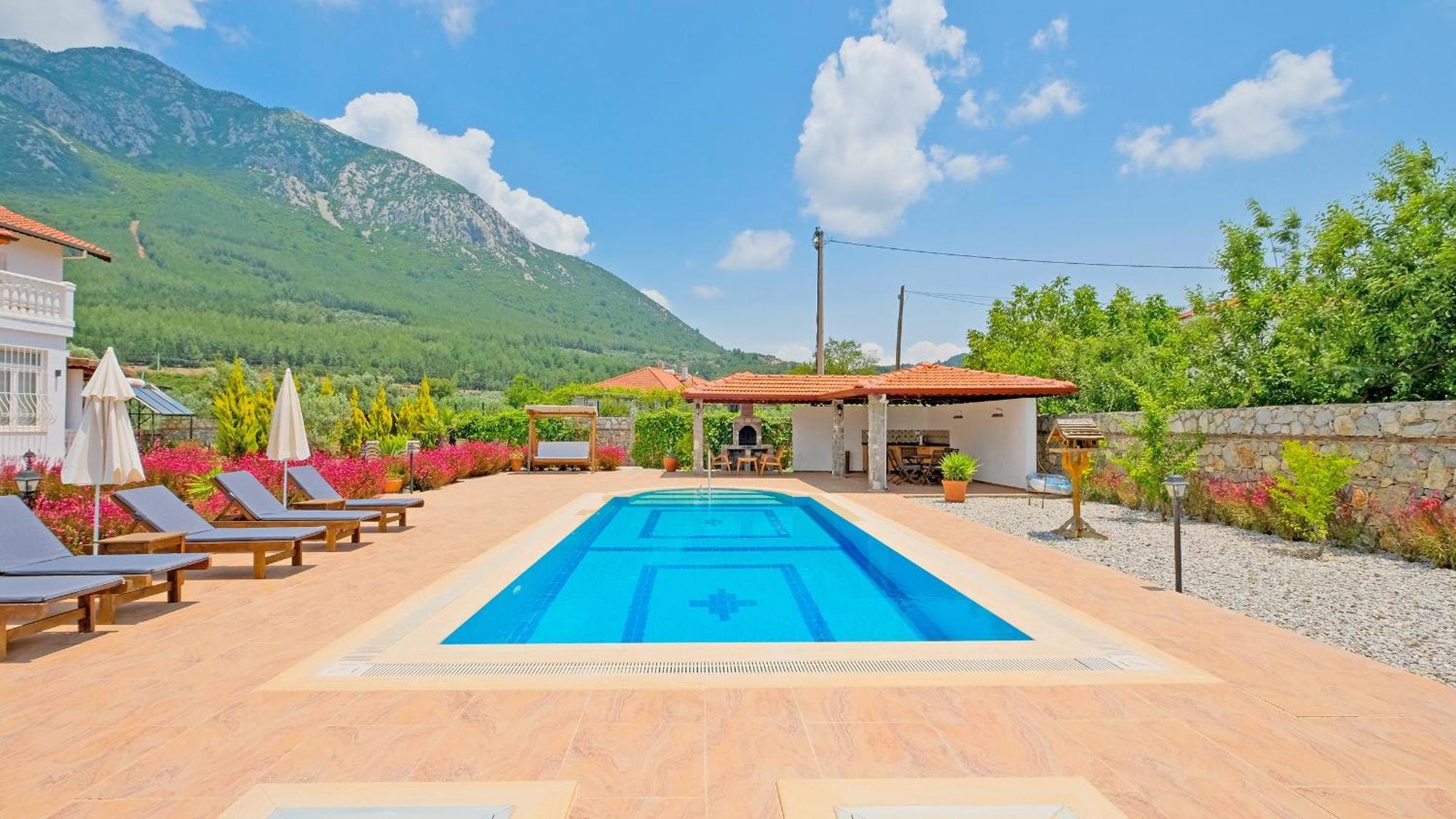 Estelle Villa