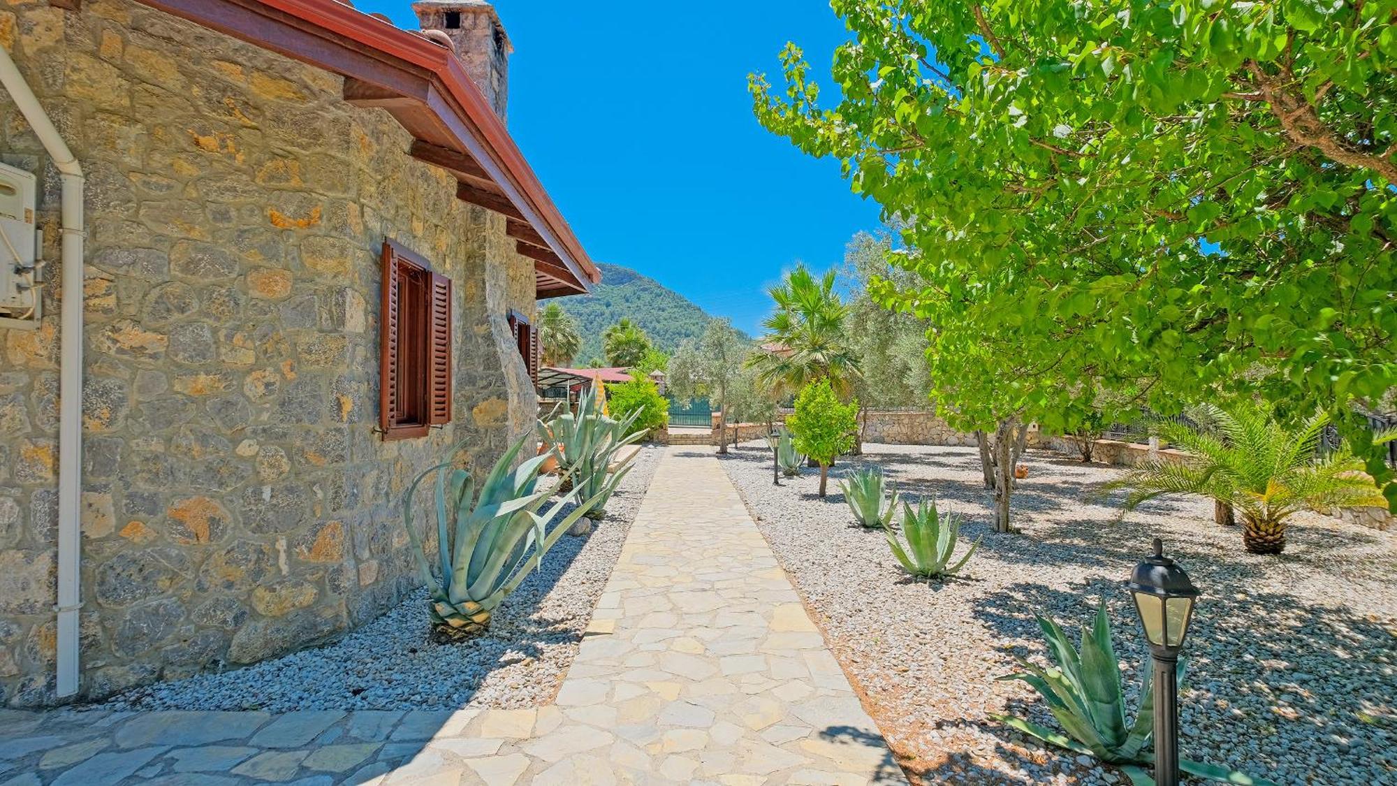 Serena Villa