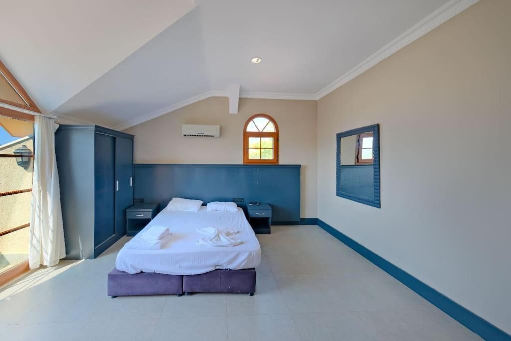 Jakuzili Ve Yuzme Havuzlu Apartment *