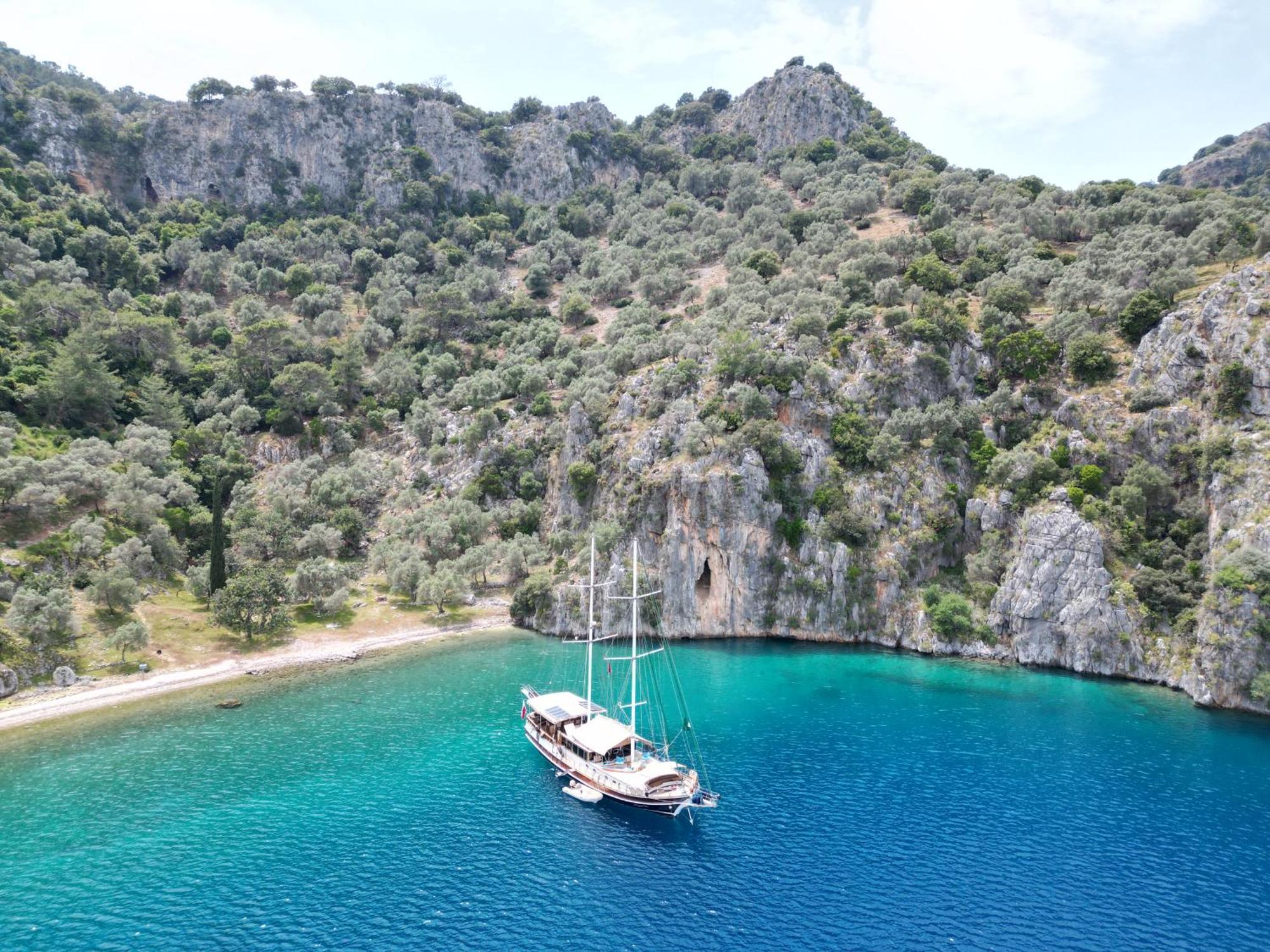 Hayat Bu, Boot * Fethiye