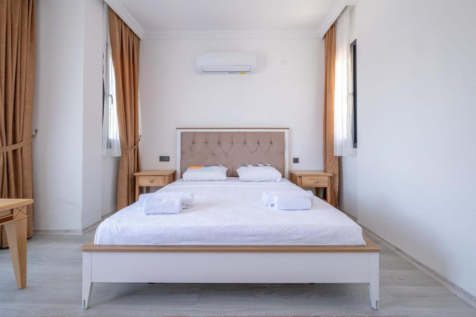 Villa Sunrise In Oludeniz, 4 Bedroom Private Pool Fethiye