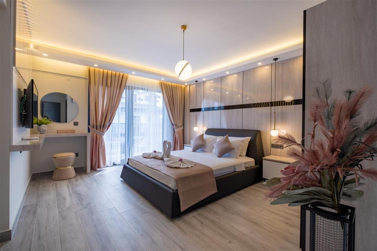 Calista 8 Kisilik Lueks Gezer Villa