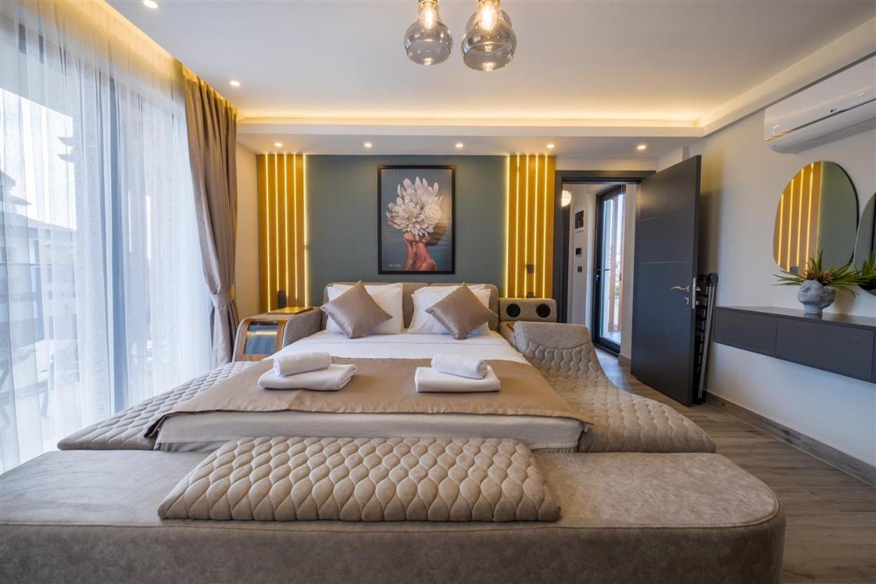 Calista 8 Kisilik Lueks Gezer Fethiye