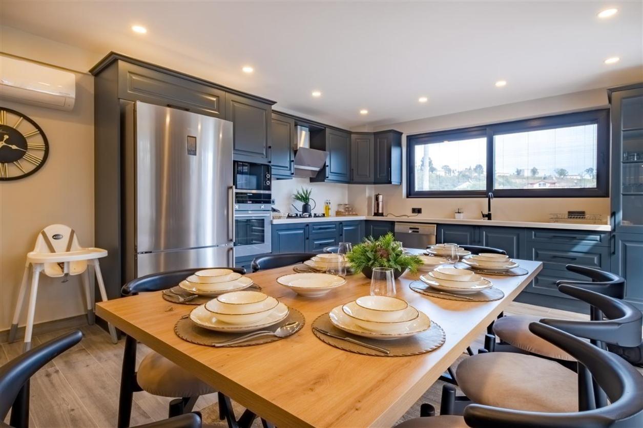 Calista 8 Kisilik Lueks Gezer Villa