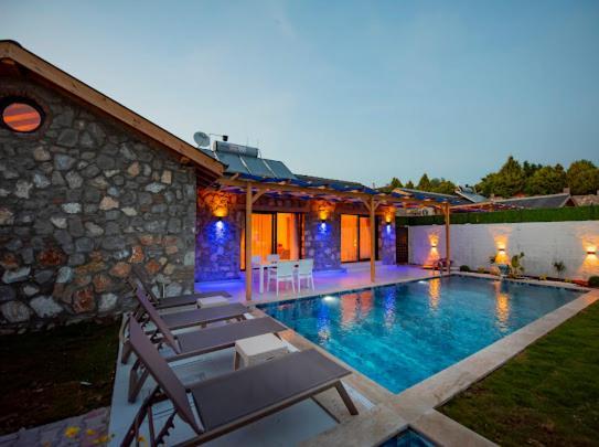 Villa Yigit & Ege & Yagiz - Happy Villalari *